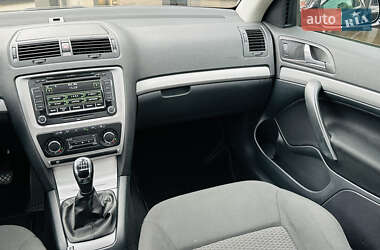 Універсал Skoda Octavia 2009 в 