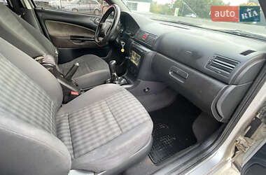 Лифтбек Skoda Octavia 2004 в 