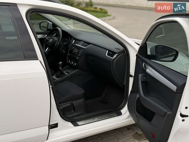 Універсал Skoda Octavia 2015 в Луцьку фото 37 Універсал Skoda Octavia 2015 в Луцьку