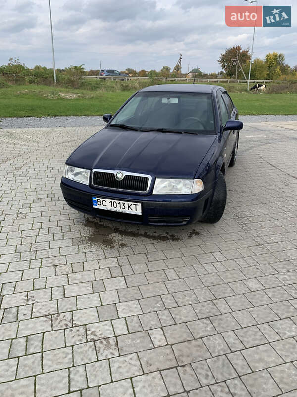 Лифтбек Skoda Octavia 2004 в Буске
