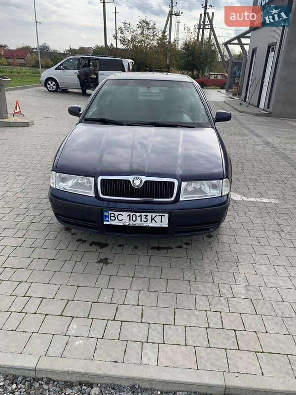 Лифтбек Skoda Octavia 2004 в Буске