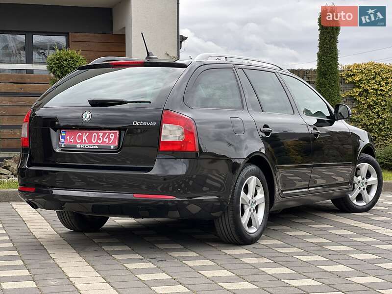 Универсал Skoda Octavia 2012 в Стрые
