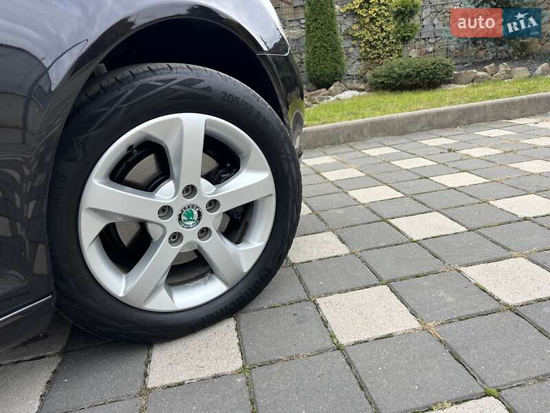 Универсал Skoda Octavia 2012 в Стрые