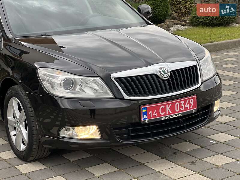 Универсал Skoda Octavia 2012 в Стрые