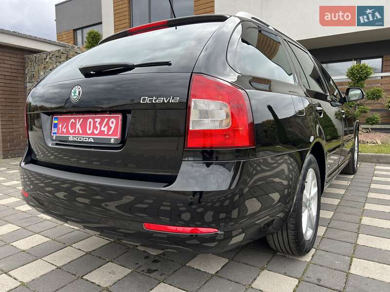Универсал Skoda Octavia 2012 в Стрые