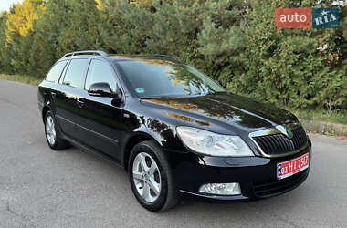 Универсал Skoda Octavia 2012 в 