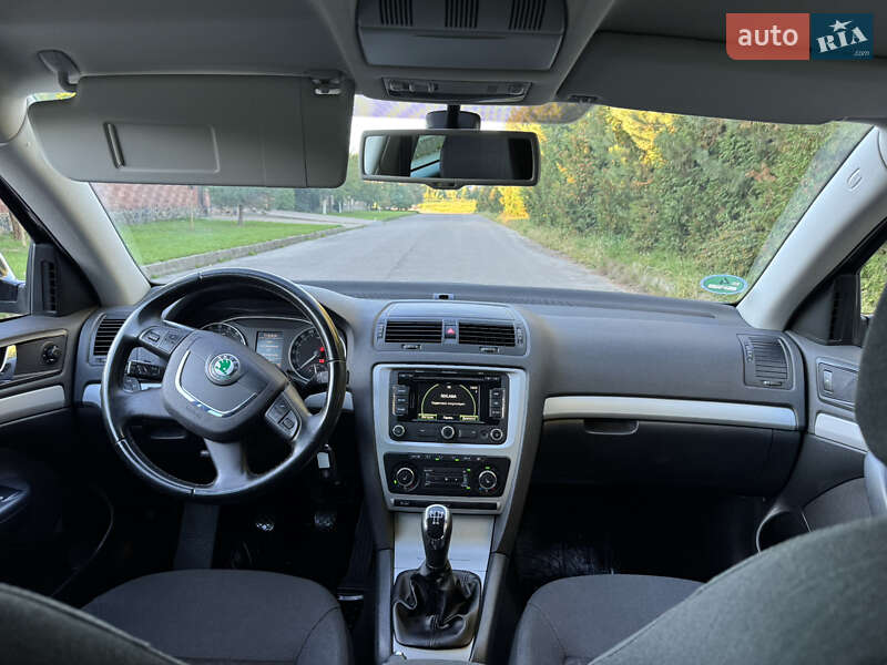 Универсал Skoda Octavia 2012 в Ровно