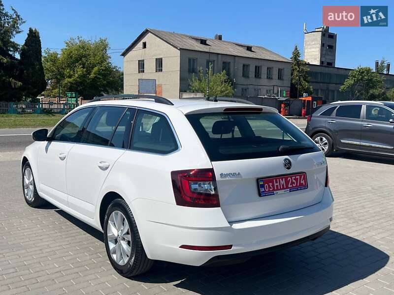 Універсал Skoda Octavia 2020 в Радехові