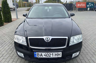 Лифтбек Skoda Octavia 2006 в 