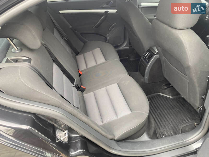 Лифтбек Skoda Octavia 2006 в Святопетровское