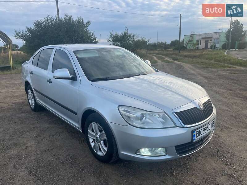 Лифтбек Skoda Octavia 2008 в Сарнах фото 12 Лифтбек Skoda Octavia 2008 в Сарнах