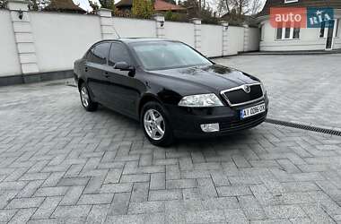 Лифтбек Skoda Octavia 2005 в 