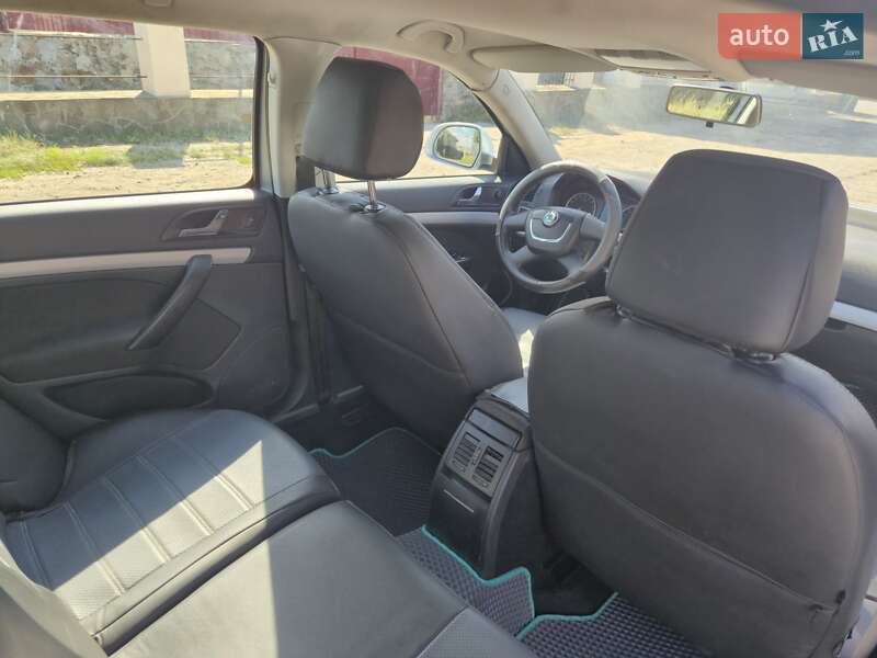 Универсал Skoda Octavia 2010 в Богуславе фото 6 Универсал Skoda Octavia 2010 в Богуславе