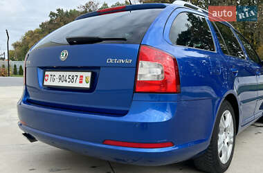 Универсал Skoda Octavia 2012 в 
