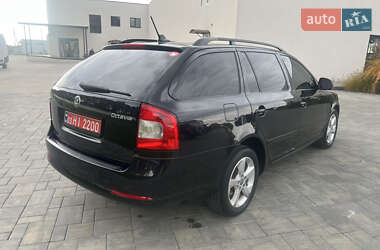 Универсал Skoda Octavia 2011 в 