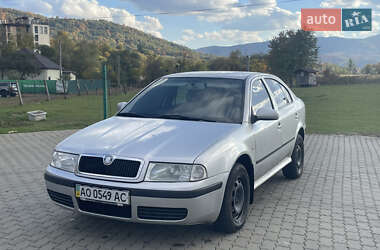 Ліфтбек Skoda Octavia 2005 в Сваляві