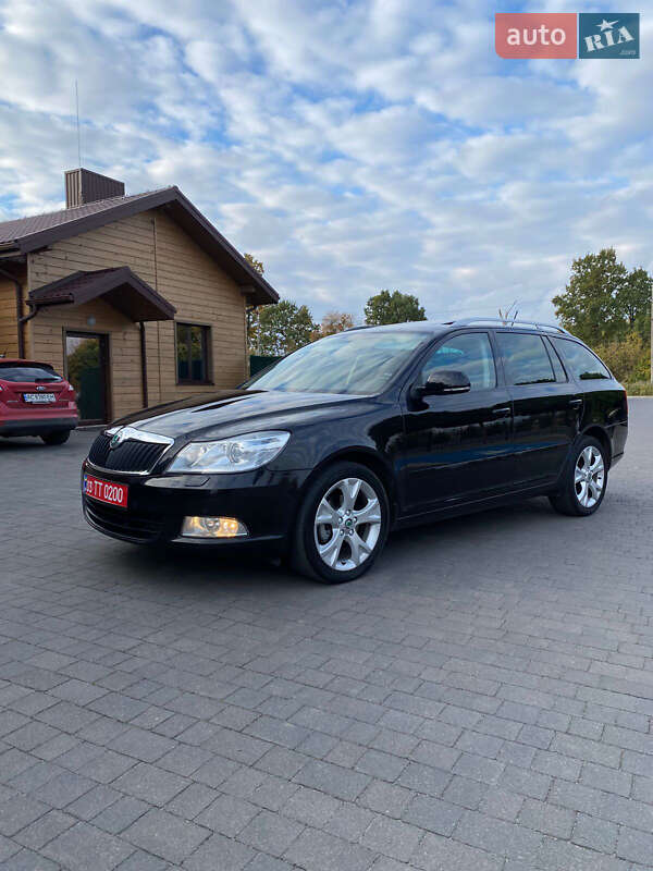 Универсал Skoda Octavia 2012 в Луцке фото 5 Универсал Skoda Octavia 2012 в Луцке
