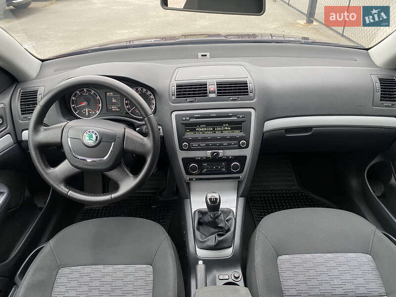 Лифтбек Skoda Octavia 2012 в Киеве фото 30 Лифтбек Skoda Octavia 2012 в Киеве