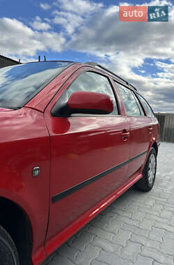 Универсал Skoda Octavia 2009 в 