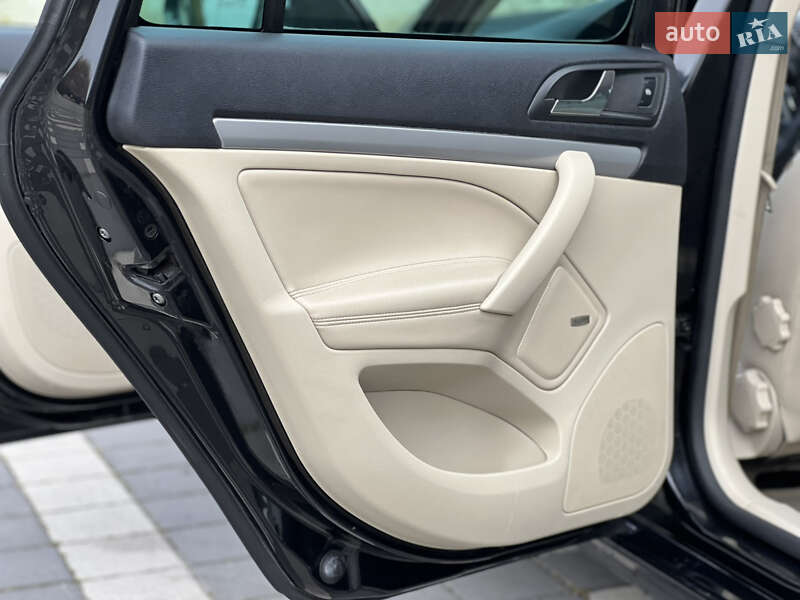 Универсал Skoda Octavia 2009 в Стрые