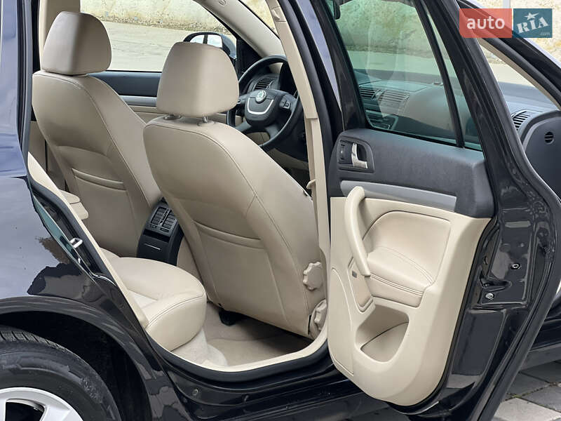 Универсал Skoda Octavia 2009 в Стрые