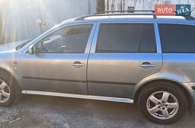 Универсал Skoda Octavia 2002 в Киеве