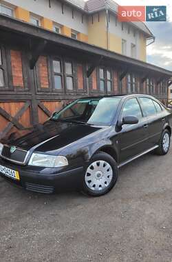 Лифтбек Skoda Octavia 2009 в 