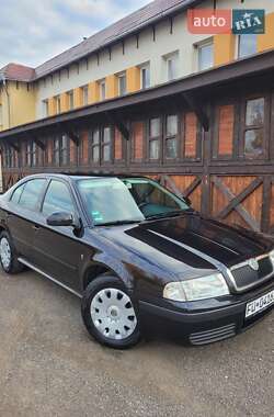 Лифтбек Skoda Octavia 2009 в 