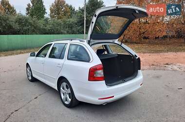 Универсал Skoda Octavia 2010 в 
