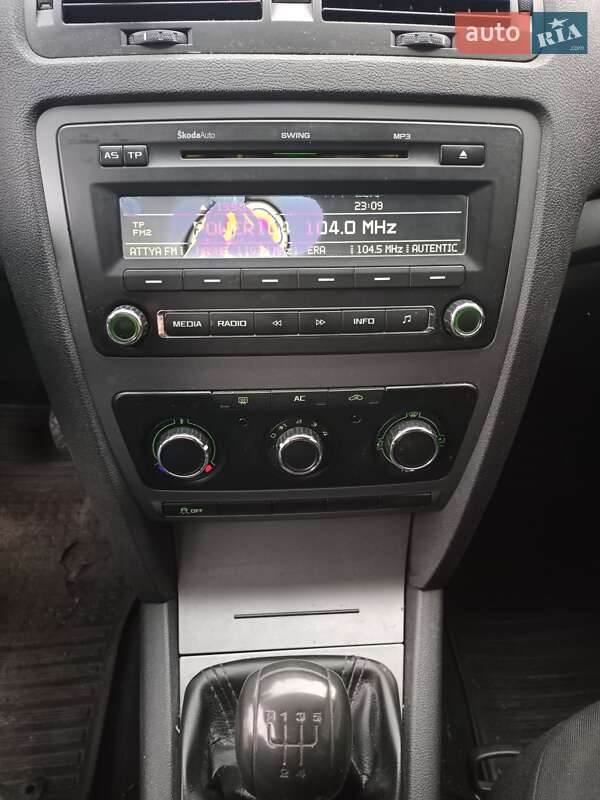 Лифтбек Skoda Octavia 2011 в Киеве