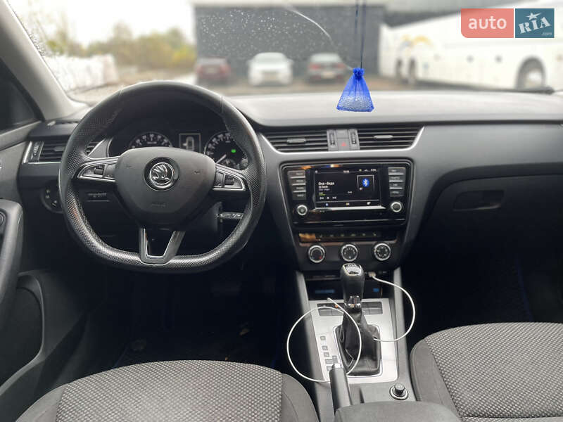 Универсал Skoda Octavia 2016 в Житомире