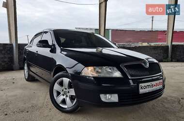 Лифтбек Skoda Octavia 2012 в 