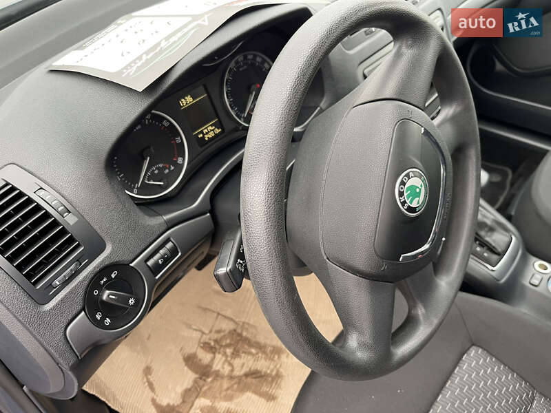 Лифтбек Skoda Octavia 2009 в Киеве