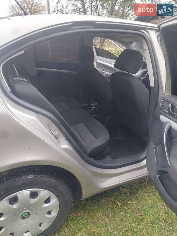 Лифтбек Skoda Octavia 2007 в Яремче фото 5 Лифтбек Skoda Octavia 2007 в Яремче