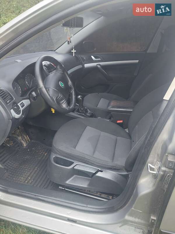 Лифтбек Skoda Octavia 2007 в Яремче фото 16 Лифтбек Skoda Octavia 2007 в Яремче