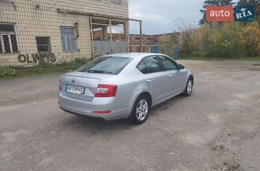 Ліфтбек Skoda Octavia 2013 в  фото 9 Ліфтбек Skoda Octavia 2013 в