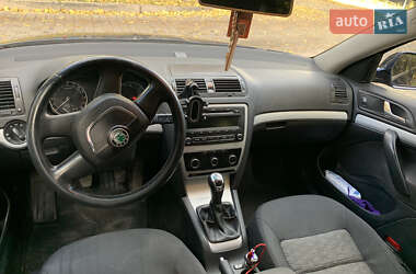 Лифтбек Skoda Octavia 2010 в 