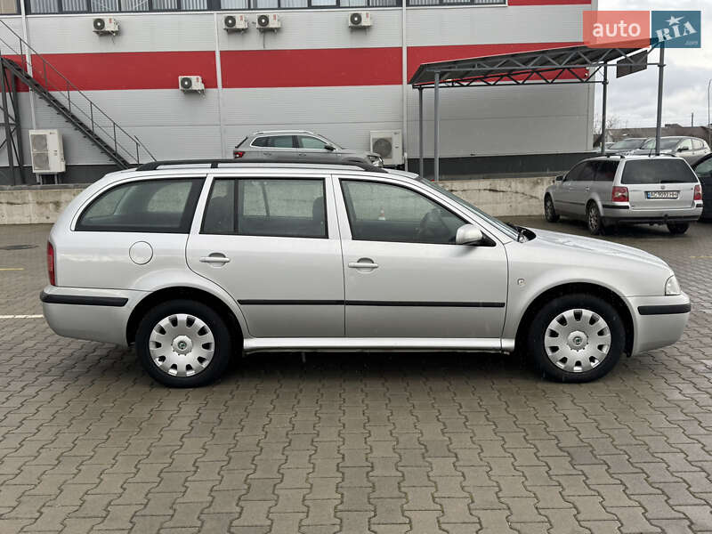 Універсал Skoda Octavia 2006 в Нововолинську