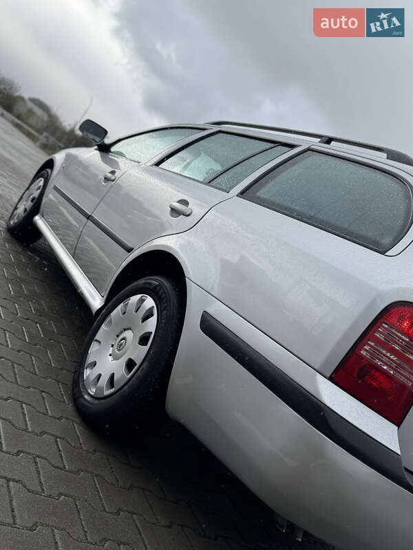 Універсал Skoda Octavia 2006 в Нововолинську