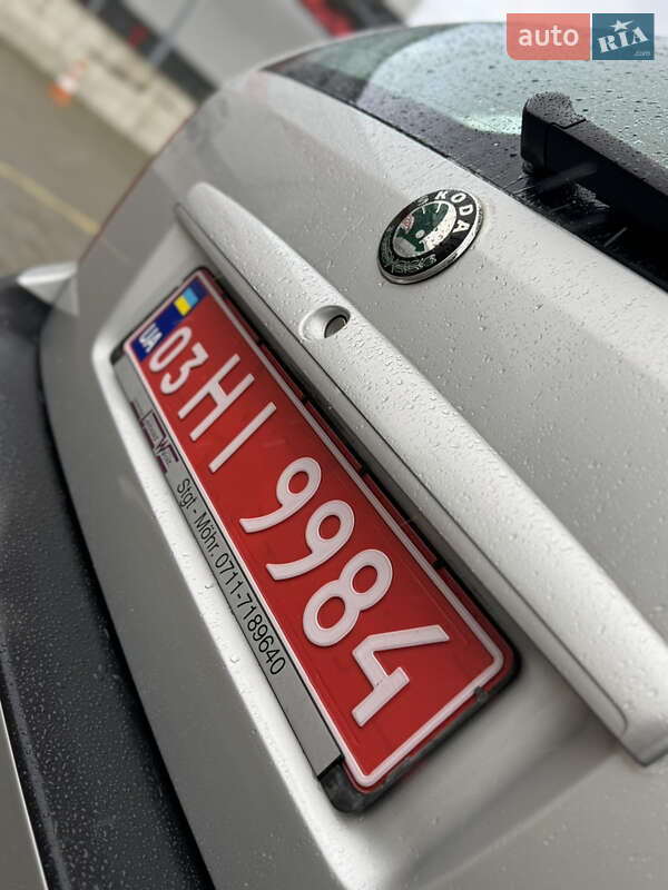 Універсал Skoda Octavia 2006 в Нововолинську