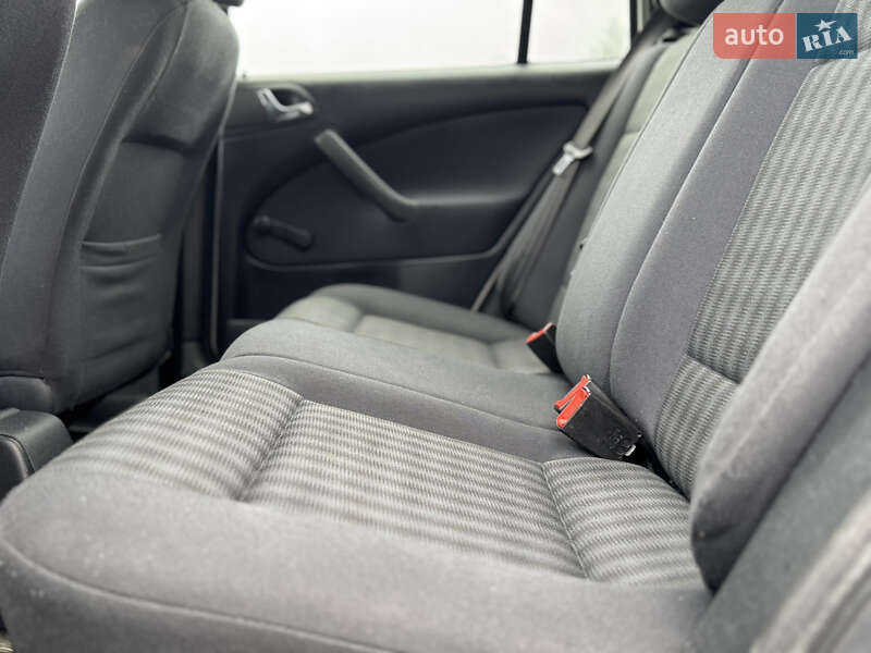 Універсал Skoda Octavia 2006 в Нововолинську