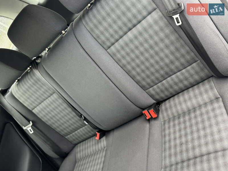 Універсал Skoda Octavia 2006 в Нововолинську