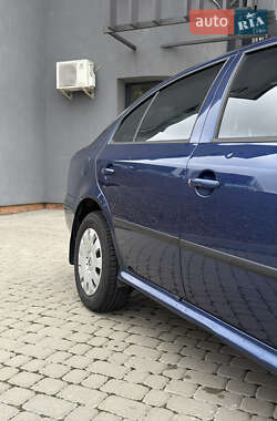 Ліфтбек Skoda Octavia 2007 в  фото 8 Ліфтбек Skoda Octavia 2007 в