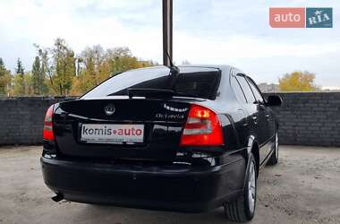 Лифтбек Skoda Octavia 2012 в 