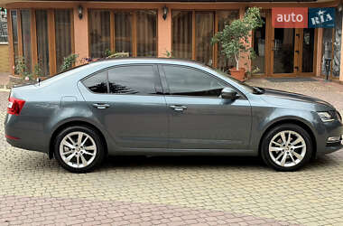 Лифтбек Skoda Octavia 2019 в 