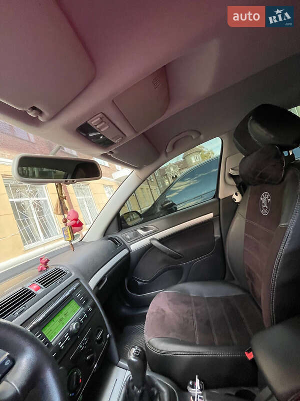 Лифтбек Skoda Octavia 2005 в Коростене