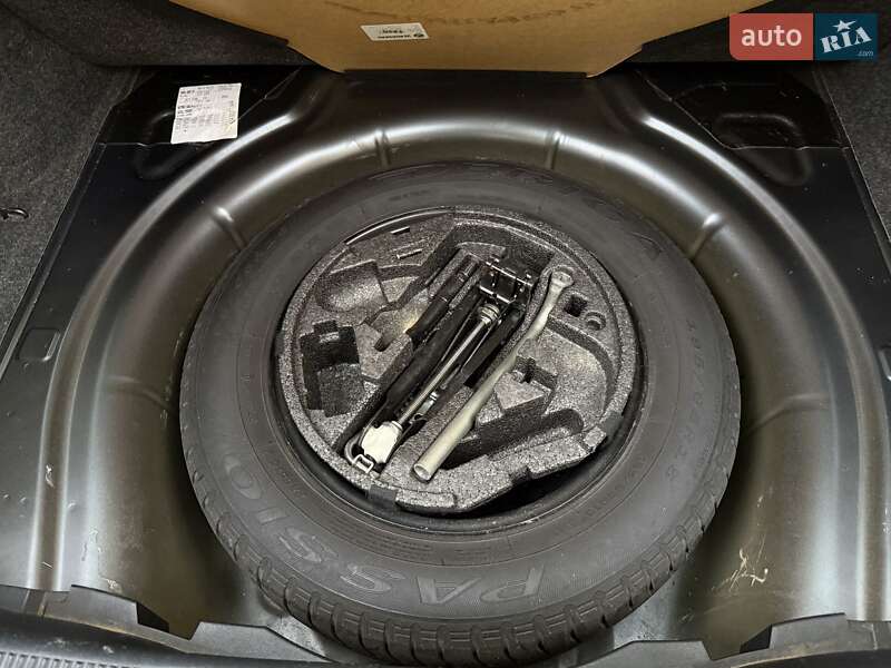 Универсал Skoda Octavia 2011 в Глухове фото 12 Универсал Skoda Octavia 2011 в Глухове