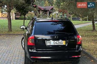 Универсал Skoda Octavia 2010 в 