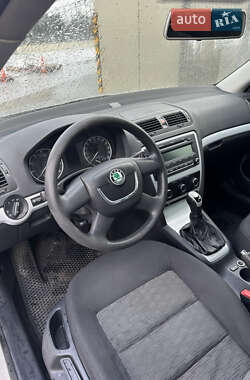 Лифтбек Skoda Octavia 2010 в 