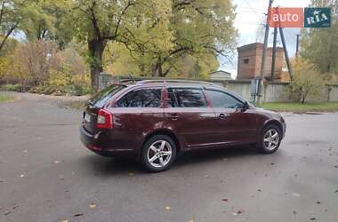 Универсал Skoda Octavia 2010 в 